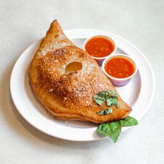 Supreme Calzone (Calzone)