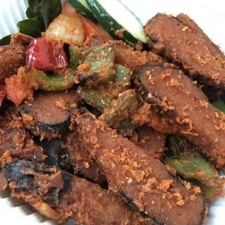 F6. Sautéed Crunchy Fish with Lemongrass & Pepper