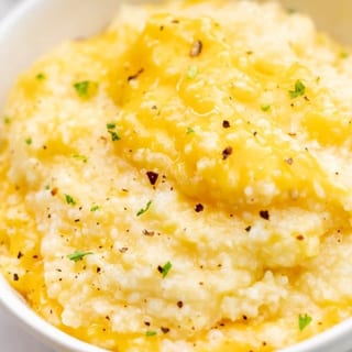Cheddar Grits