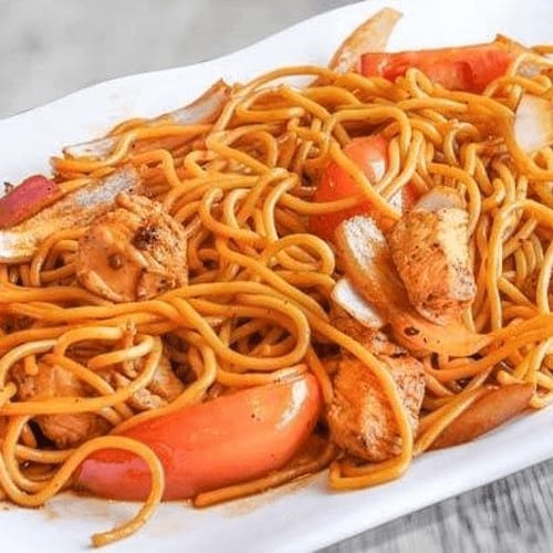 Chicken Tallarin Saltado.