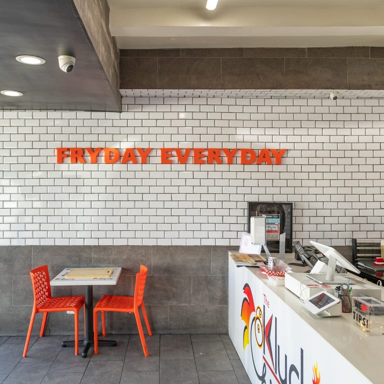 Casual Vibes & Freshly Made Meals 🍽️