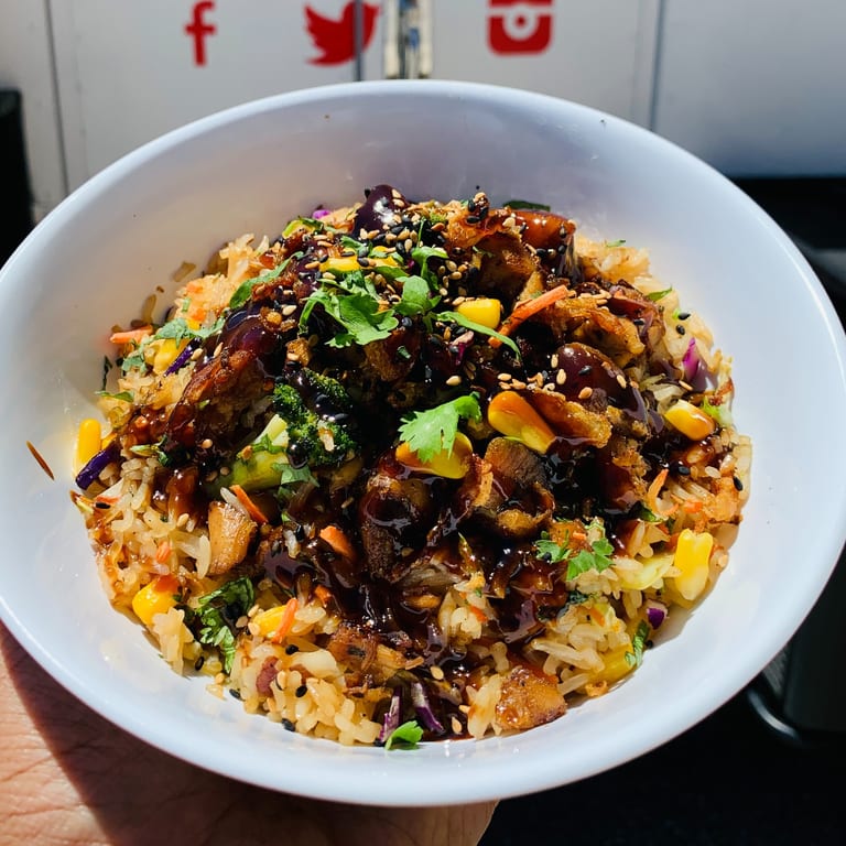 Try Our Flavorful Asian Bowl🍜