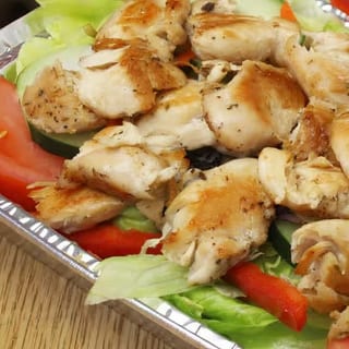 Grilled Chicken g Garden Salad