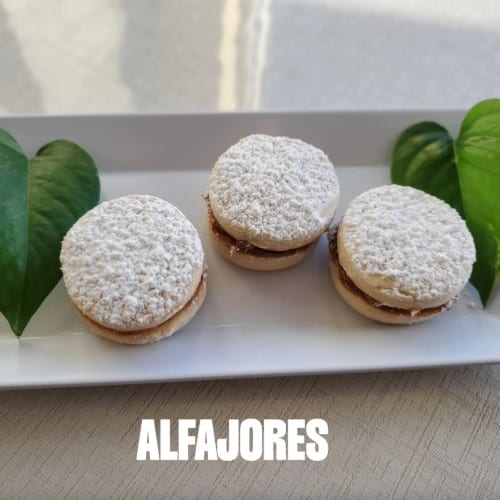 3 Alfajores.