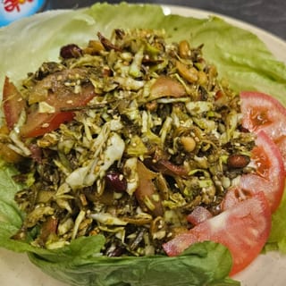 S12 Burmese Tea-Leaf Salad