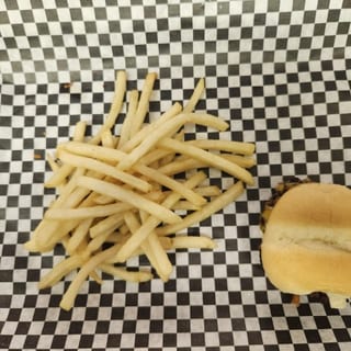 CHEESE BURGER SLIDER & FRENCH FRIES