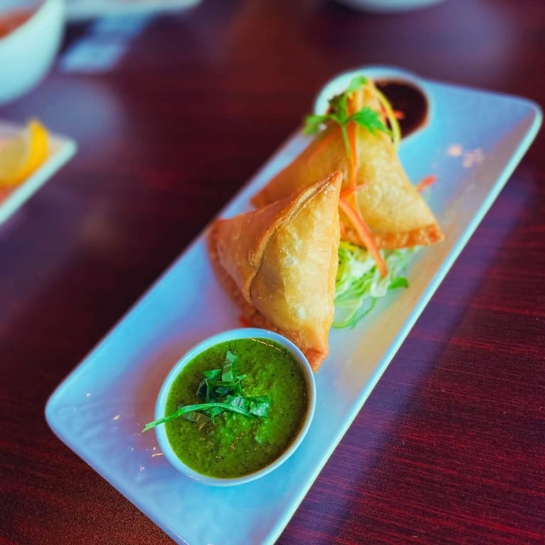 Crispy Samosas: Flavorful Delights