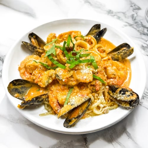 Eddies Seafood Speciale.