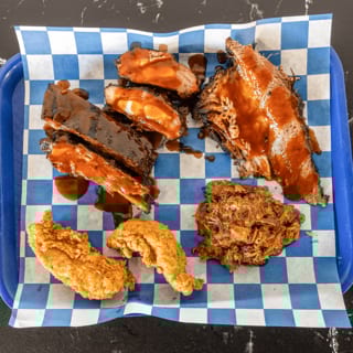 Sampler - 2 ribs/sliced brisket/pulled pork/2 rib tips/2 fried tenders