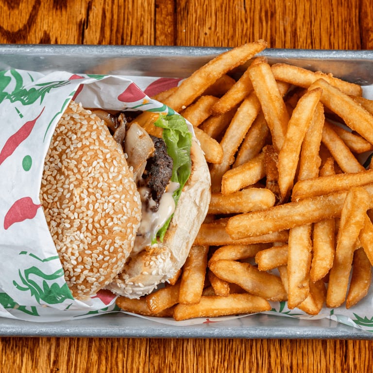 Cheeseburger Delights: From Classic to Gourmet