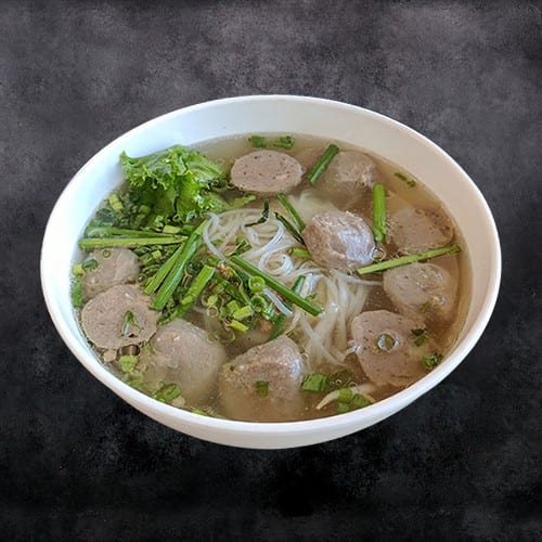 P10. Meatballs Noodle Soup (BV).