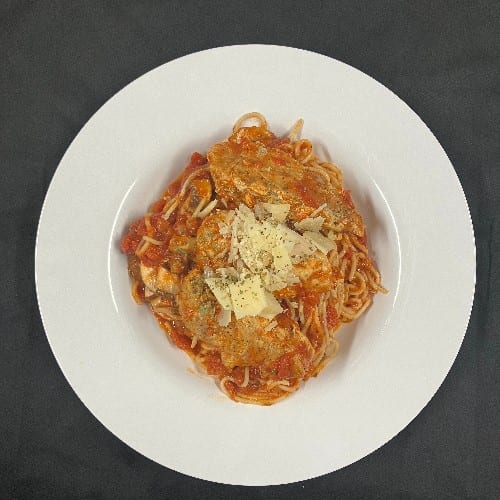 Spaghetti with Chicken and Mushroom.