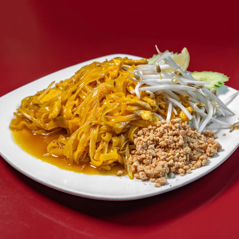 Fast Delivery for Delicious Thai and Asian Cuisine