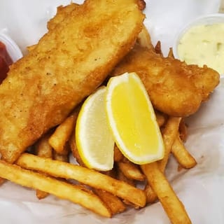 English Fish & Chips Lunch