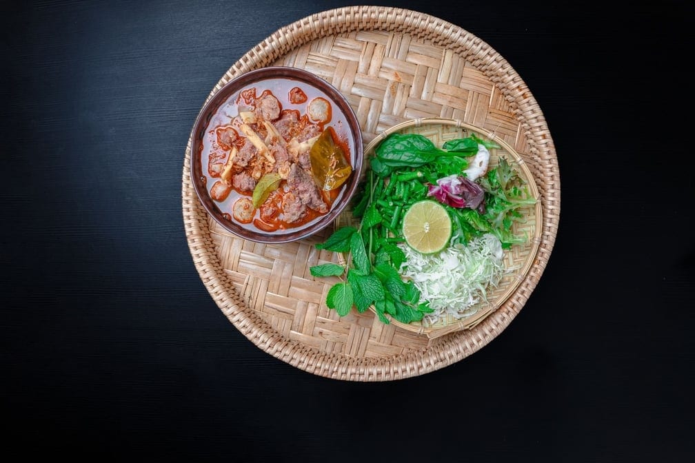 Khao Bun Sin (Beef Noodles) ເຂົ້າປຸນຊີ້ນ.