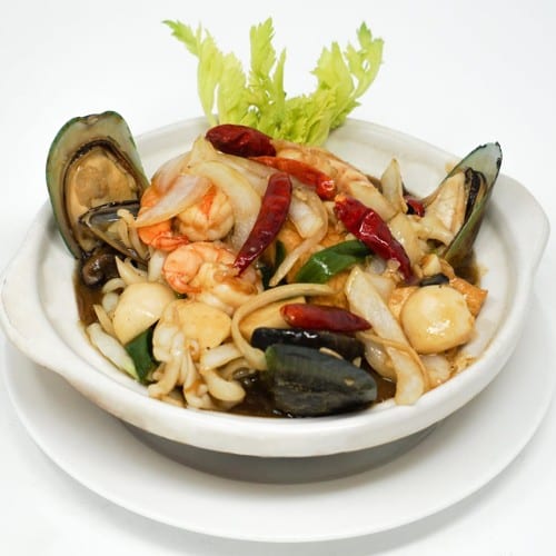 Seafood Claypot.