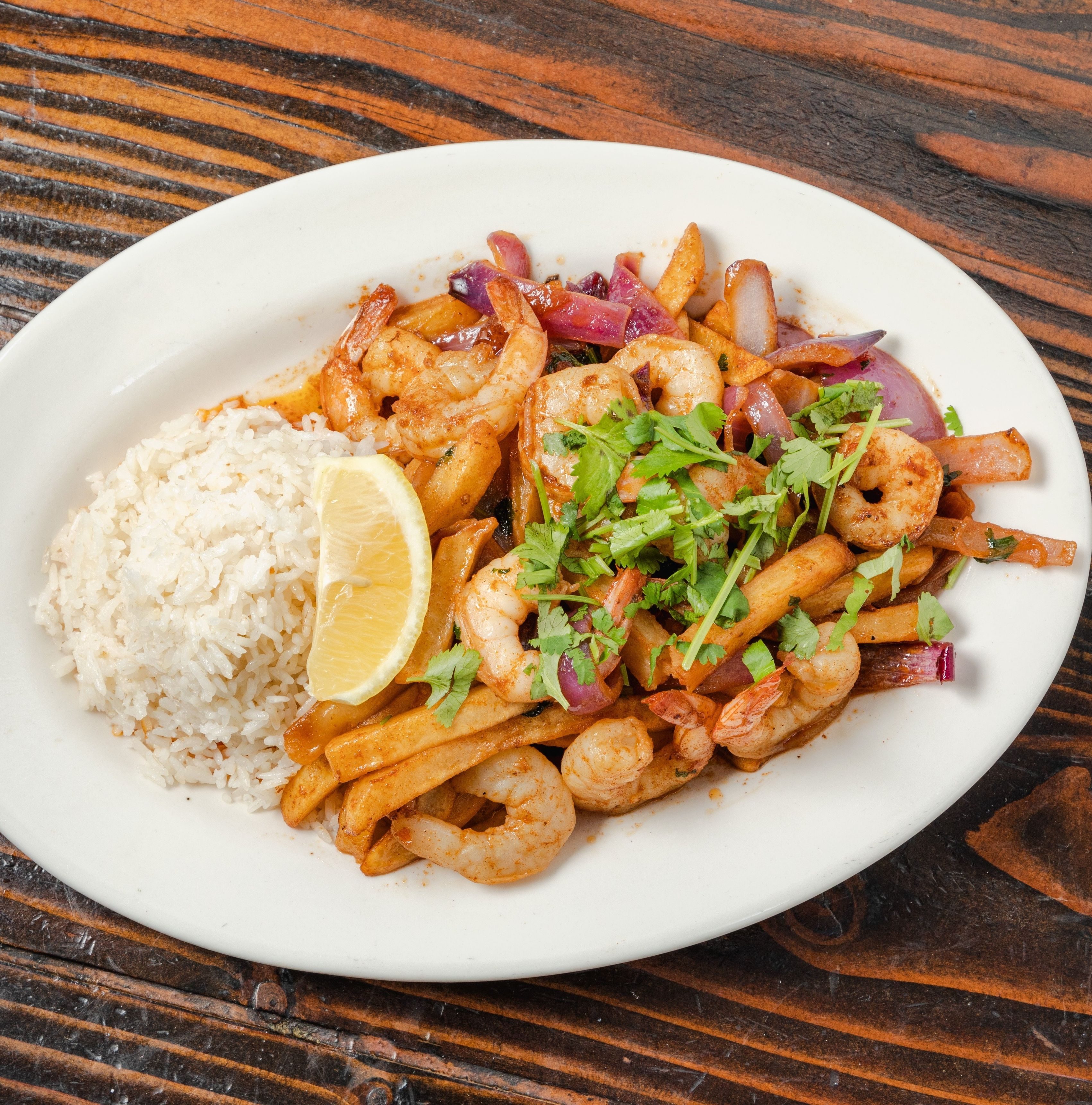 Saltado De Camarones.