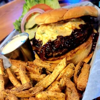 Poppin' Popper Burger