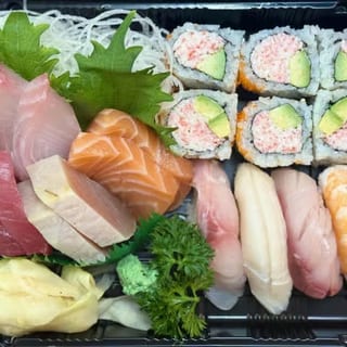 Sushi & Sashimi Combo Entree