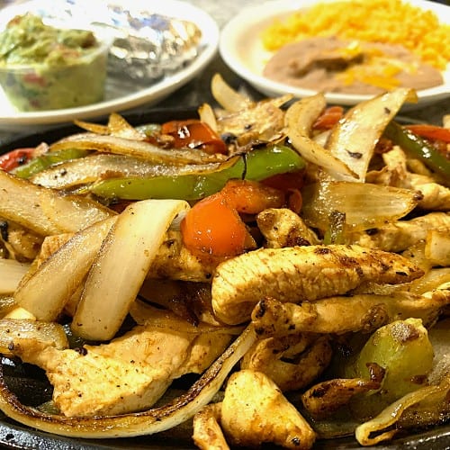 CHICKEN FAJITAS WITH NO CREAM SAUCE.