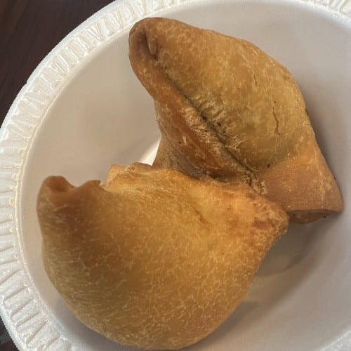 2-Samosa Vegetable.