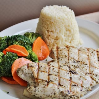 Charbroiled Chicken Breast Plate