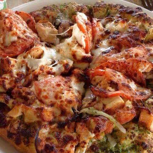 28. Pesto Chicken Pizza (14" Large).