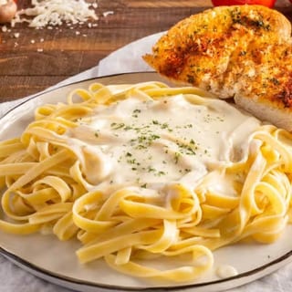 Alfredo Sauce Pasta