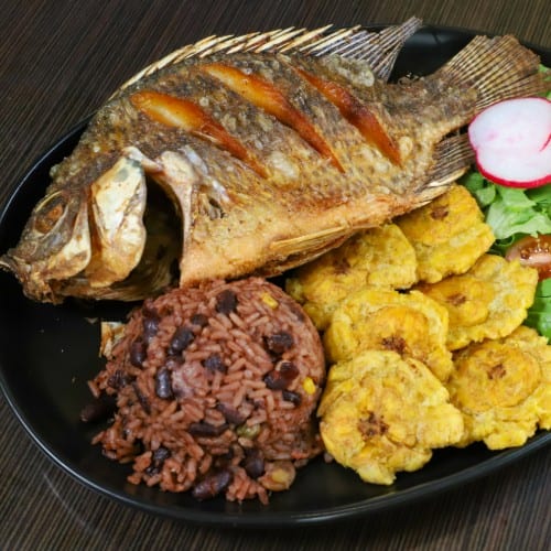 Mojarra Frita Estilo Salvadoreño.
