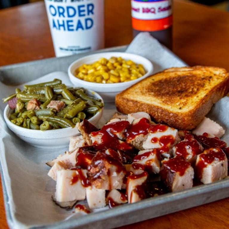 Refreshing Sweet Tea to Complement Your Meal