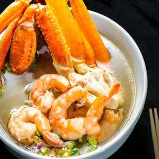 PHO5. Snow Crab Pho