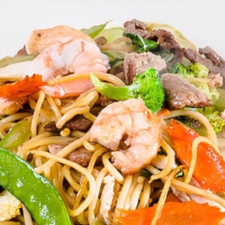 Combo Chow Mein