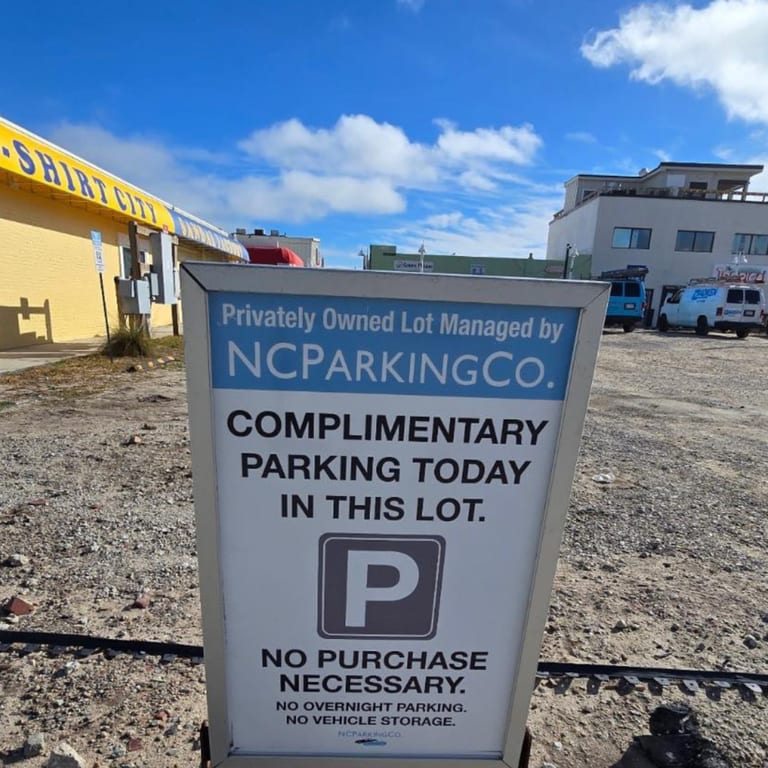 Free Parking Near the Boardwalk 🚗