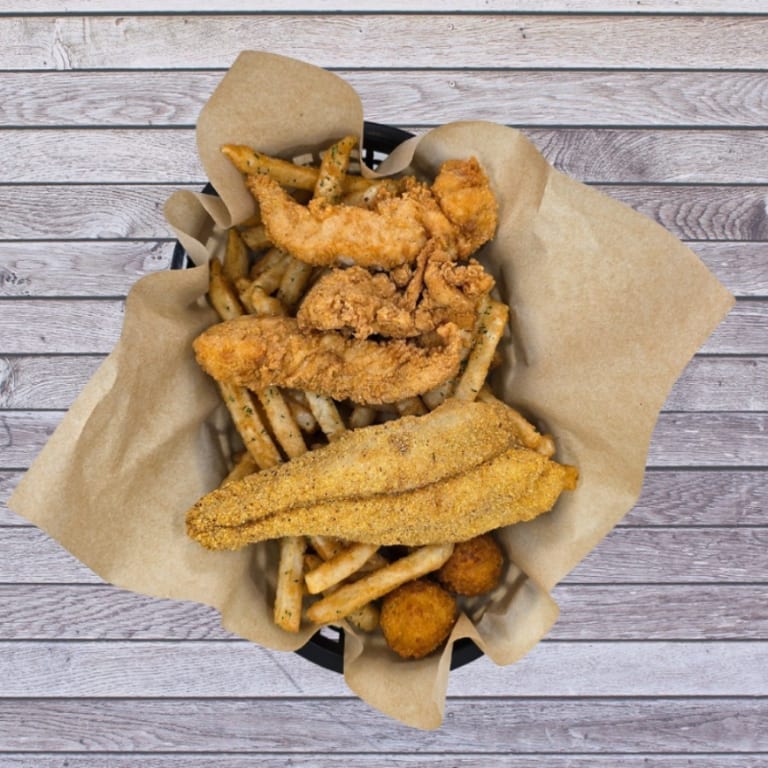 Delicious Catfish and Seafood Specialties