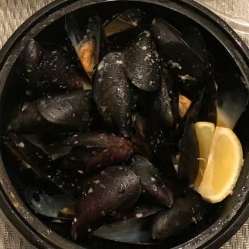 Steamed Mussels.