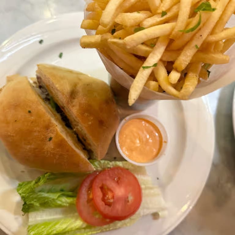 The bistro burger brunch.