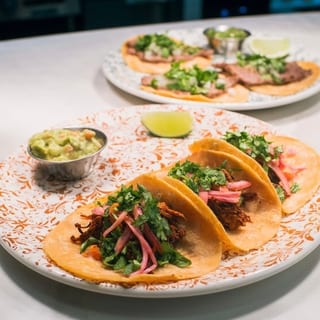 Cochinita pibil taco