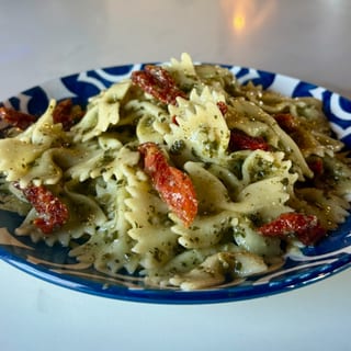 BOW TIE BASIL PESTO SALAD BULK - 32oz