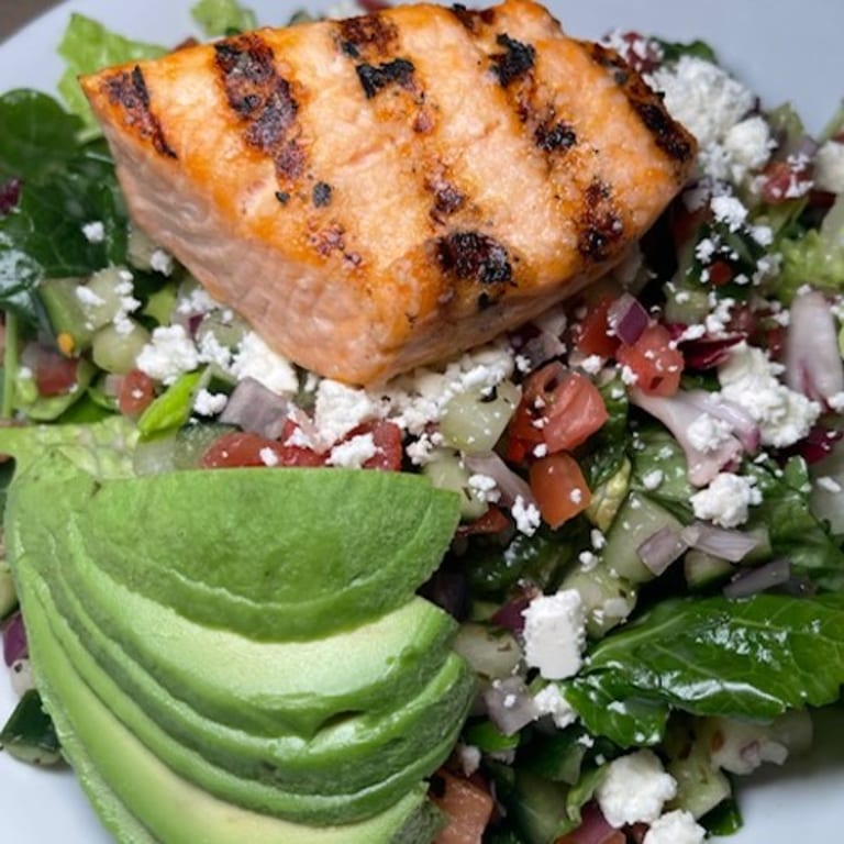 Fresh Fruit Salad: A Refreshing Brunch Option