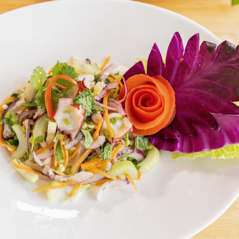 Join Us at Colonial & Kitchen Bar