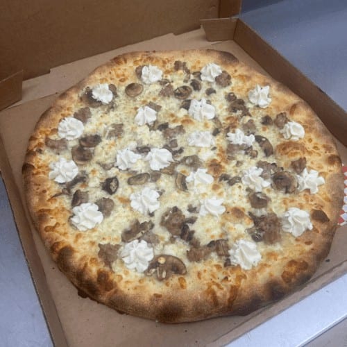 12” The Maximo 1st place winner in the Americas Best Non Traditional thin crust 2025 The Great American Pizza Challenge.