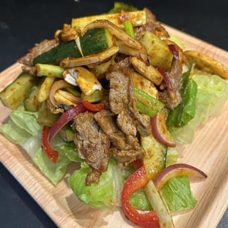 Grilled Beef Salad