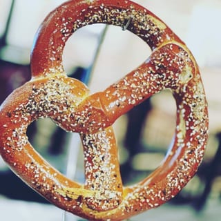 Jumbo Pretzel