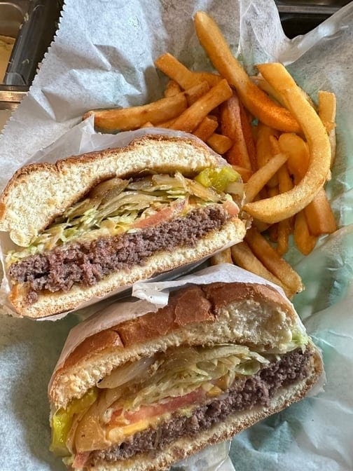 Classic Cheese Burger.