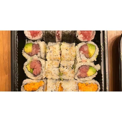 Tuna Roll.
