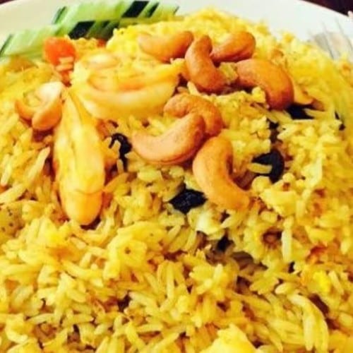 Pineapple Fried Rice ข้าวผัดสับปะรด.