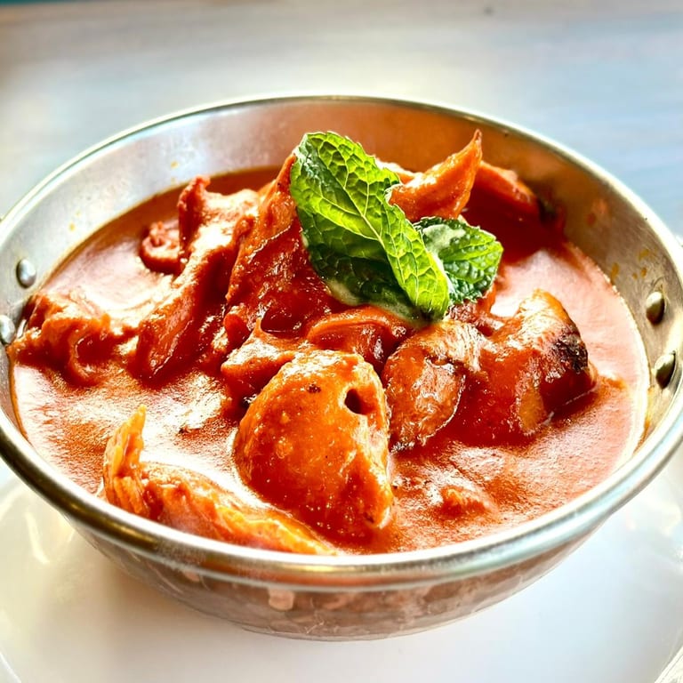 Fresh Salads: Indian, Halal, Vegan, Vegetarian Options