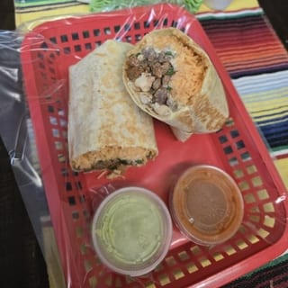 Tres Carnes Burrito