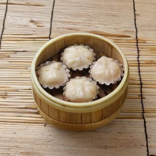 Shanghai Style Pork Dumplings / 上海小籠包