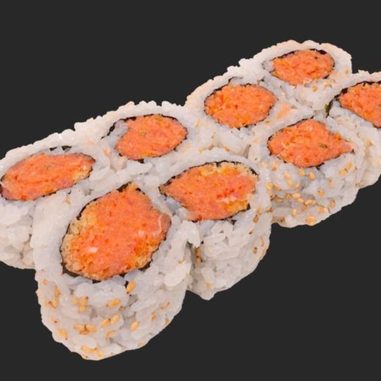 Spicy Tuna Roll: A Sushi Sensation
